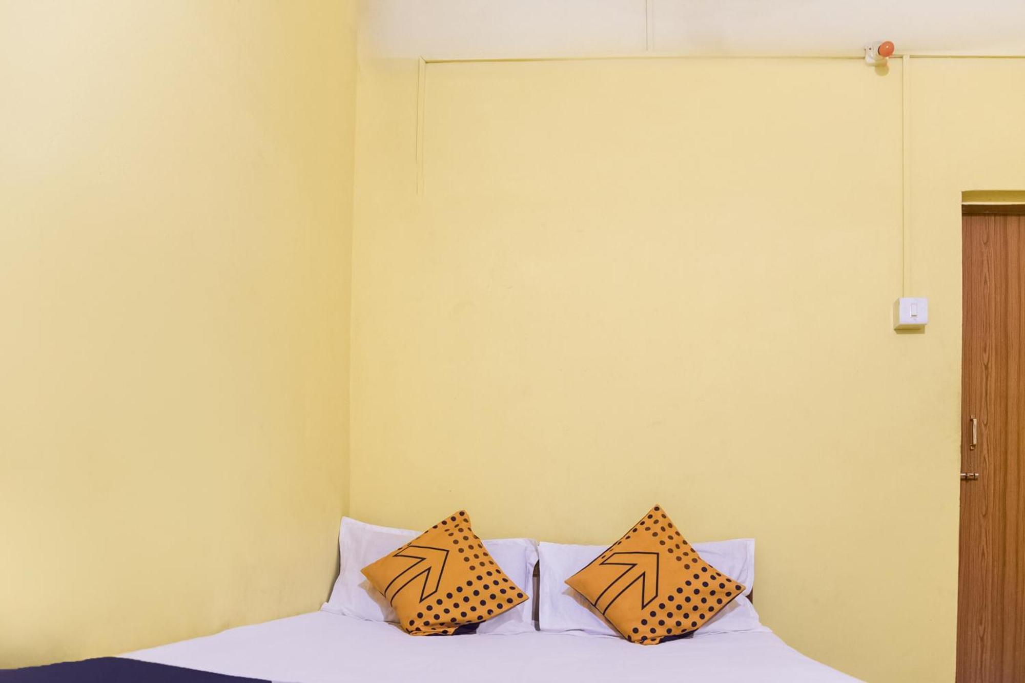 Hotel O Flagship The Residence Inn Brahmapur Exterior photo